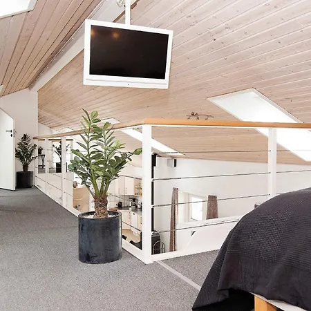 Semesterbostad 12 Person In Ega-by Traum